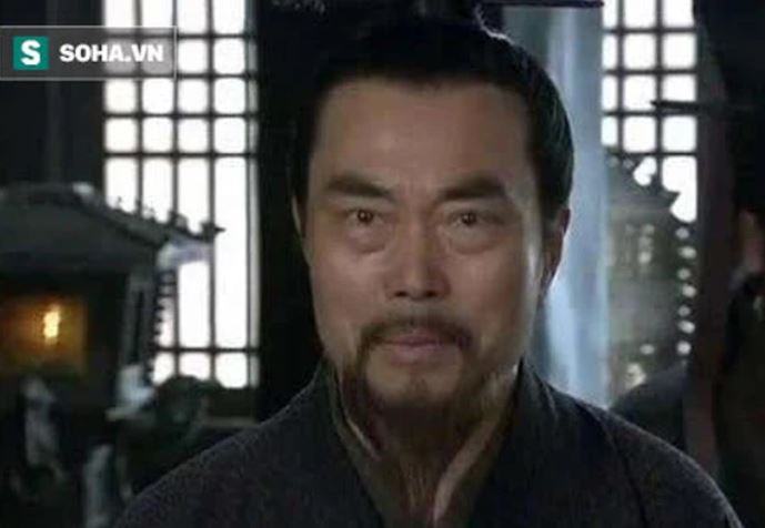 Chứng kiến mãnh tướng của mình bỏ Thục hàng Tào, Lưu Bị không ngờ đã dùng cách này để đối xử với con cháu của kẻ phản bội
