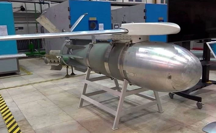 Những quả bom rơi tự do lắp module UMPC thực sự mang lại ác mộng cho Quân đội Ukraine.