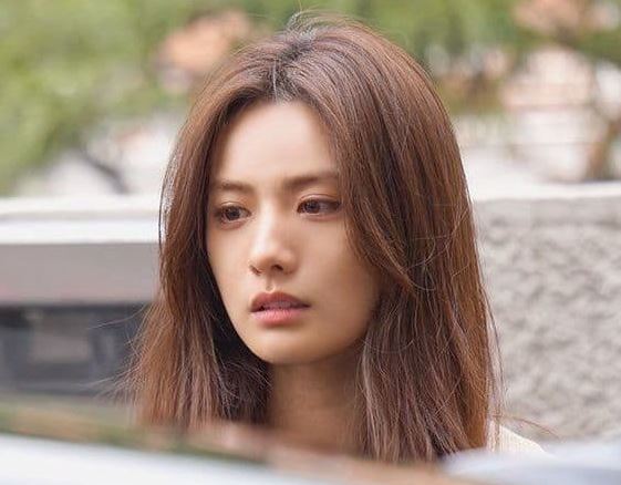 Đang họp thì chồng bất ngờ gọi về nhà ngay vì có việc gấp, để rồi khi biết lý do thì tôi uất nghẹn đến ứa nước mắt