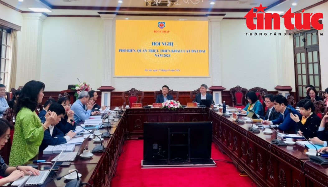 Quán triệt, triển khai Luật Đất đai năm 2024 cho toàn ngành Tư pháp