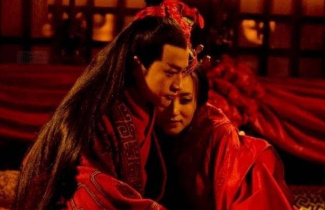 Vì sao phụ nữ thời xưa khi lấy chồng lại cần 'quần không đũng' làm của hồi môn? 