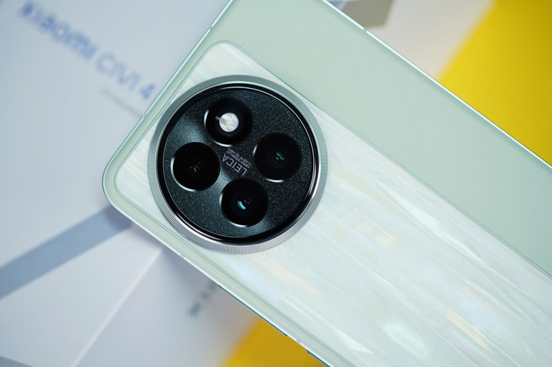 Cận cảnh smartphone Android mạnh nhất thế giới, RAM 16 GB, sạc 67W, giá gần 10 triệu đồng