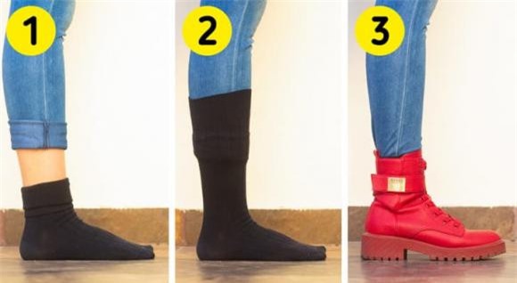 vệ sinh kính mắt, mẹo hai, cách là quần áo 