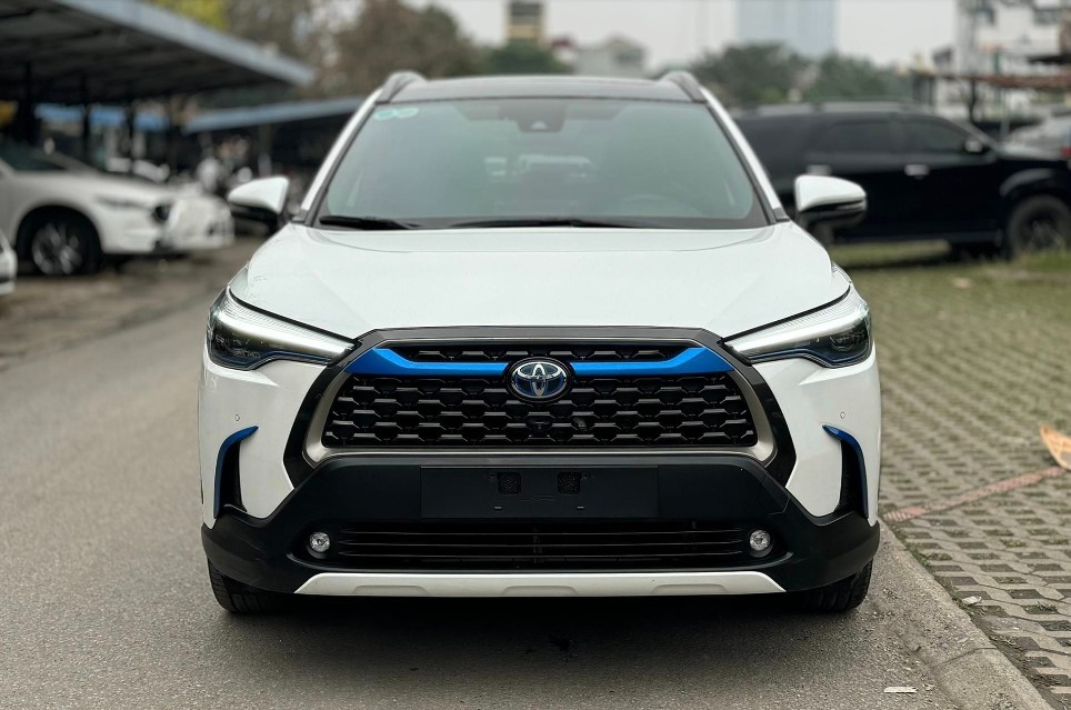 Toyota Corolla Cross Hybrid 'lướt' rớt giá ngỡ ngàng sau 2 năm lăn bánh