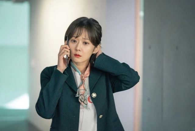 Người yêu vừa đưa đi khám thai hôm trước, hôm sau đã mất liên lạc, tôi mò về tận nơi để rồi rụng rời với cảnh tượng trước mặt