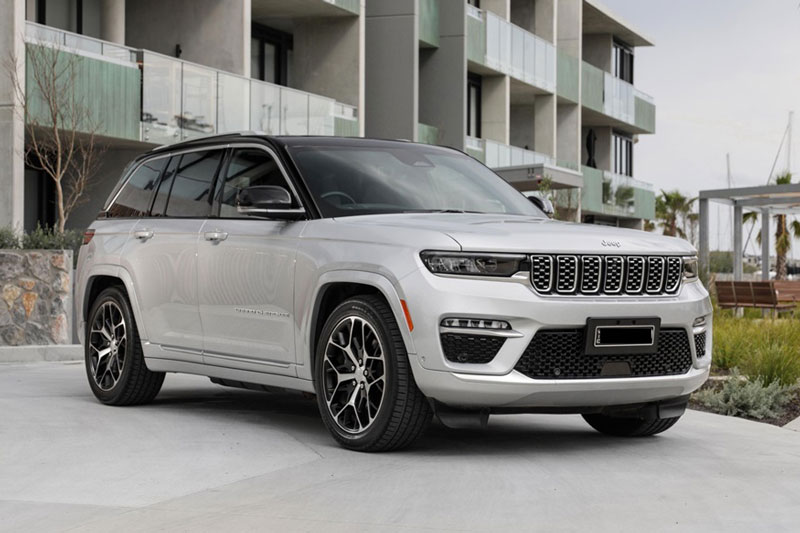 SUV công suất 375 mã lực, tiêu thụ 2,6 lít xăng/100 km, giá hơn 3,5 tỷ đồng