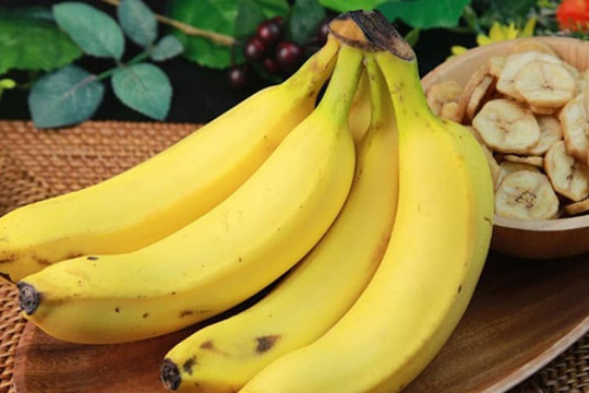 Đừng nhanh tay vứt vỏ chuối đi vì nó có những lợi ích tuyệt vời cho làn da của bạn, nhiều người không biết