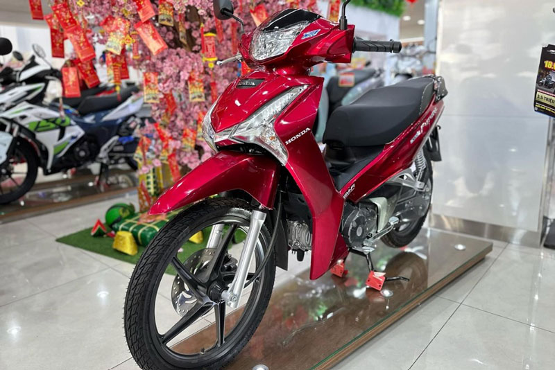 Giá xe Honda Future 125 FI 2024 tháng 3/2024 giảm cực mạnh, rẻ lấn át Wave Alpha và RSX