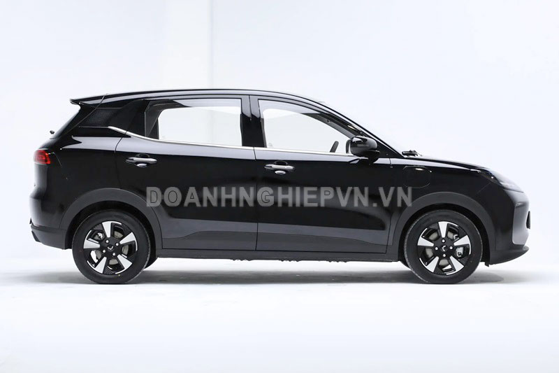 SUV hạng A đẹp mê ly, giá hơn 290 triệu đồng