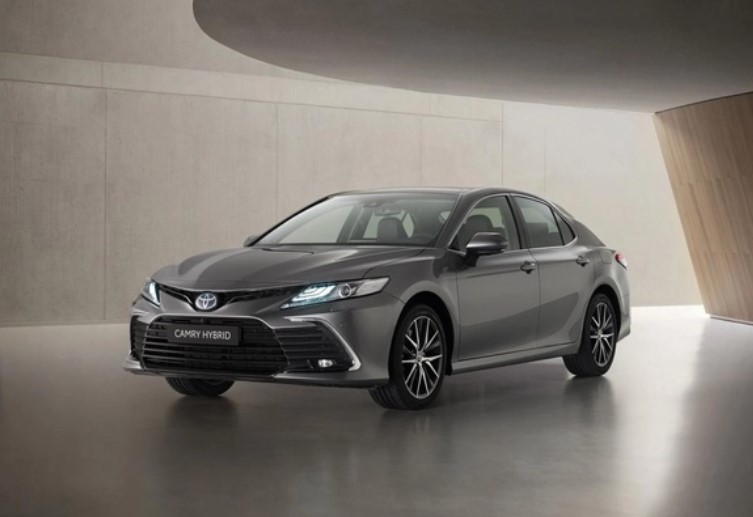 Không sợ hết pin, tốn ít xăng dầu: Ô tô hybrid vẫn khó bùng nổ vì giá đắt?