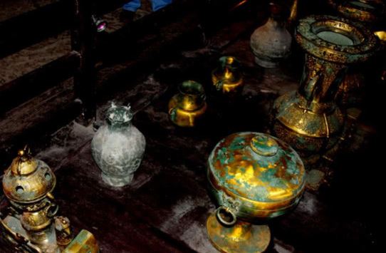 Bí ẩn lăng mộ từng bị Tào Tháo đột nhập: 72 con thuyền mới chở hết vàng bạc, châu báu!