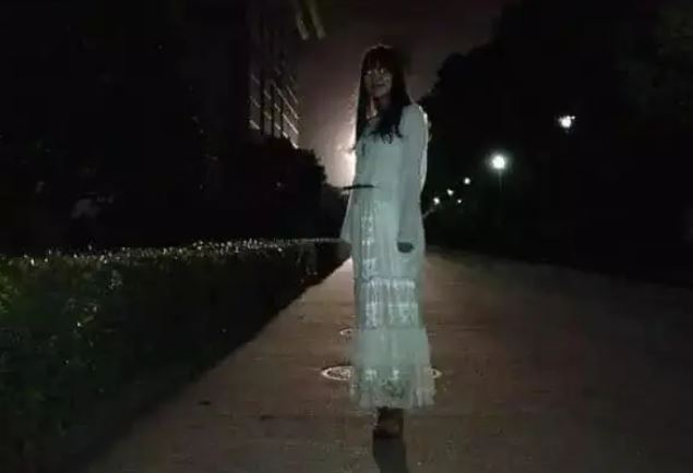 Cái kết "sợ khiếp vía" cho những cô nàng đặt hết niềm tin vào tài chụp ảnh của bạn thân và người yêu, khổ chủ giận "tím người" mà dân mạng cười đau bụng