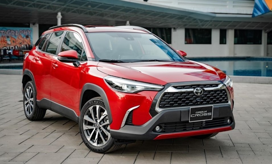 Dọn kho đón phiên bản mới, Toyota Corolla Cross nhận ưu đãi hàng chục triệu tại đại lý