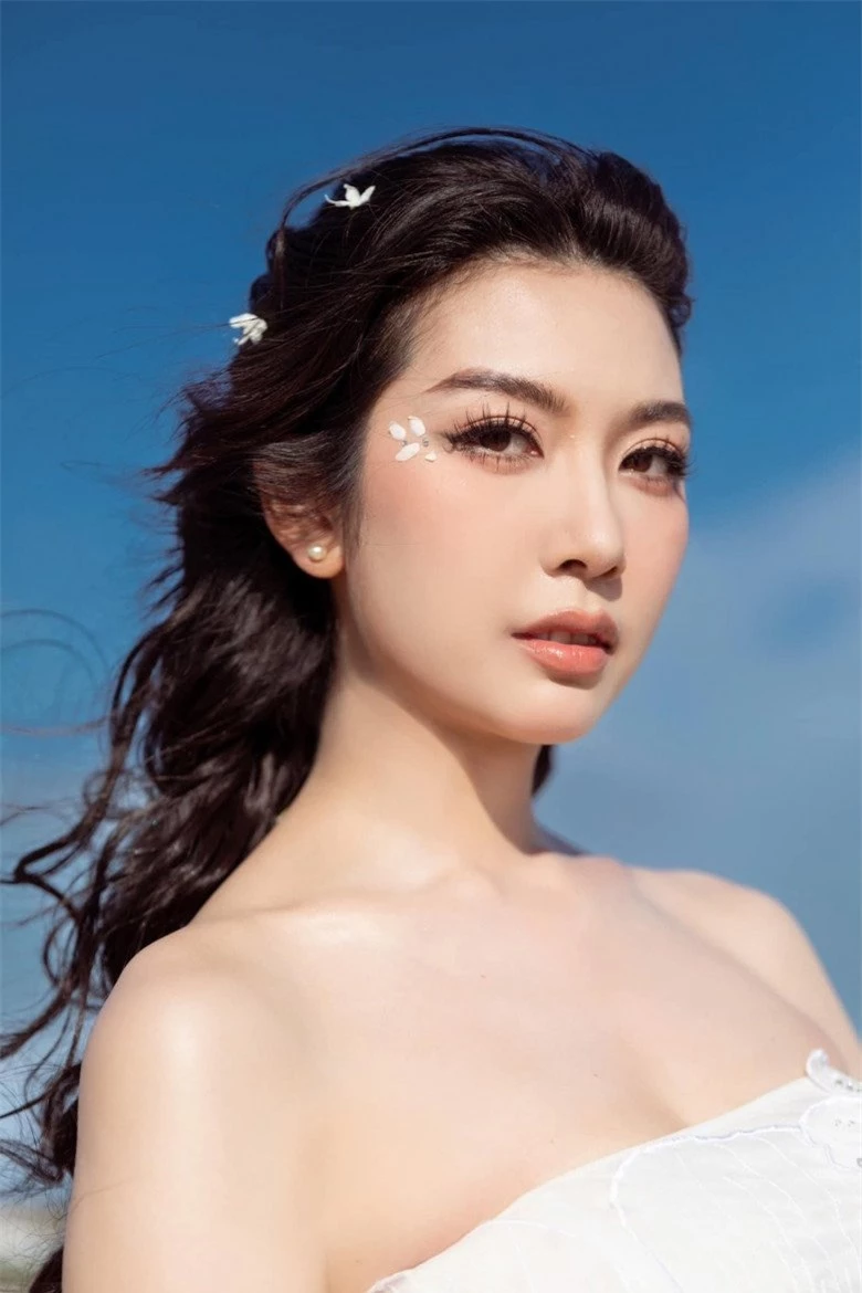 Điểm danh 3 người đẹp được H'Hen Niê ủng hộ thi Hoa hậu: Nhan sắc và vóc dáng ấn tượng cỡ nào? - 8