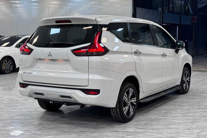 Mitsubishi Xpander lăn bánh 3 năm rao bán giá bao nhiêu trên sàn xe cũ?