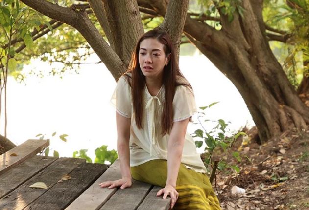 Định xin cưới thì nghe tin mẹ người yêu qua đời, em khăn gói về quê anh thì thấy bác vẫn khỏe mạnh bình thường