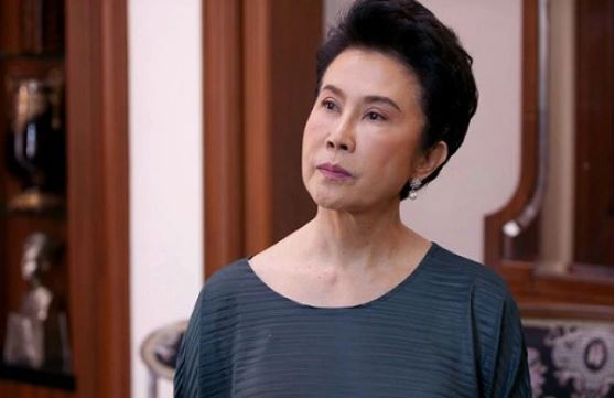 Tự hào khoe với mẹ người yêu rằng mỗi tháng kiếm trăm triệu, tôi ngỡ bác vui lắm, nào ngờ lại bị chê bai một cách phũ phàng