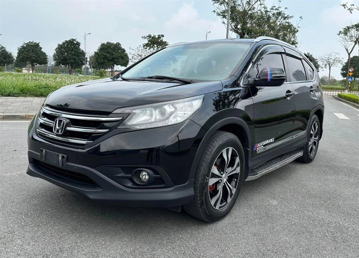 Honda CR-V lăn bánh 10 năm rao bán với giá ngang Hyundai i10 429240