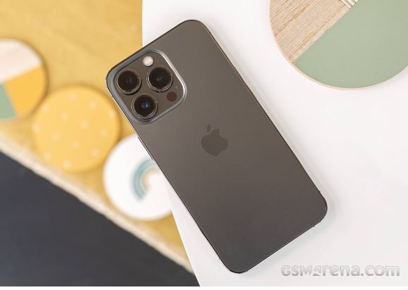 Chiến binh iPhone 13 Pro đại hạ giá cuôi tháng 3, thiết kế vẫn đẹp ngây ngất, trang bị chất lừ