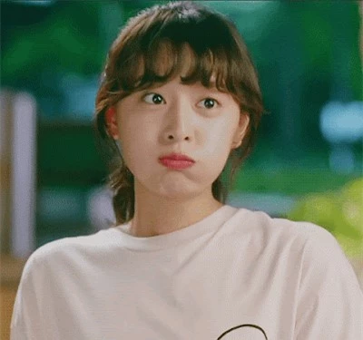 Ngoại hình chưa từng biết xấu là gì của Kim Ji Won ảnh 21