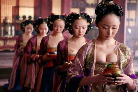 Tại sao không ai muốn kết hôn với các cung nữ thời xưa sau khi họ bị đuổi khỏi cung?