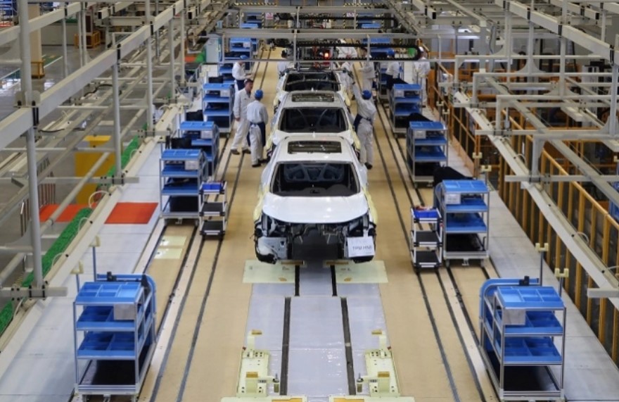 Cạnh tranh khốc liệt tại Trung Quốc: Nissan, Honda xem xét cắt giảm sản lượng