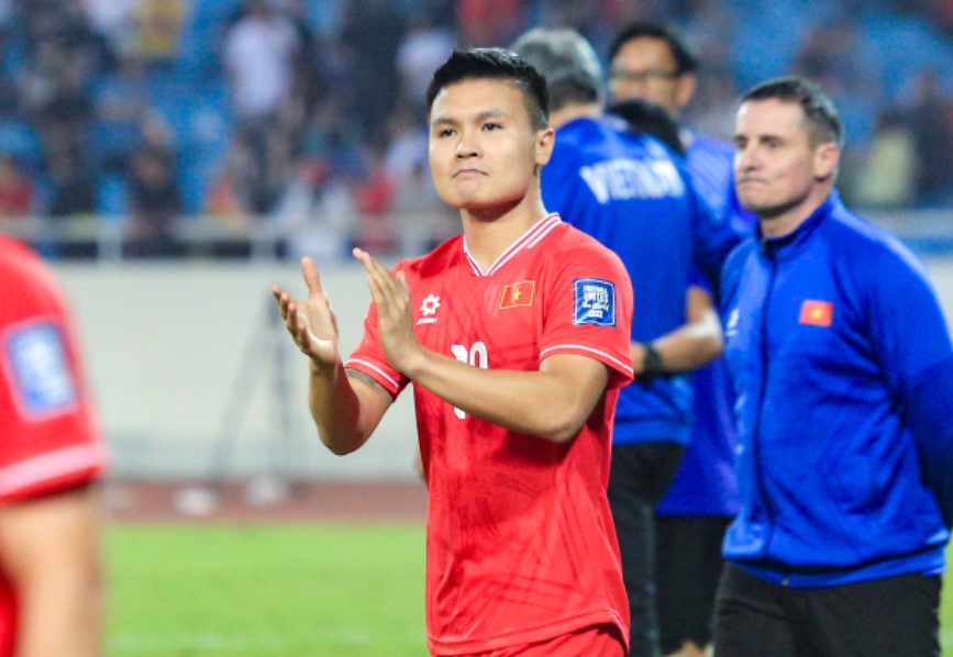 Tiến Linh như sắp khóc, Hoàng Đức đổ gục còn Quang Hải gượng cười bất lực sau trận đội tuyển Việt Nam thua đau Indonesia