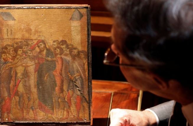 Cụ bà đổi đời nhờ bức tranh phủ đầy bụi trong góc bếp: Ẵm trọn hơn 600 tỷ đồng ở tuổi ‘gần đất xa trời’