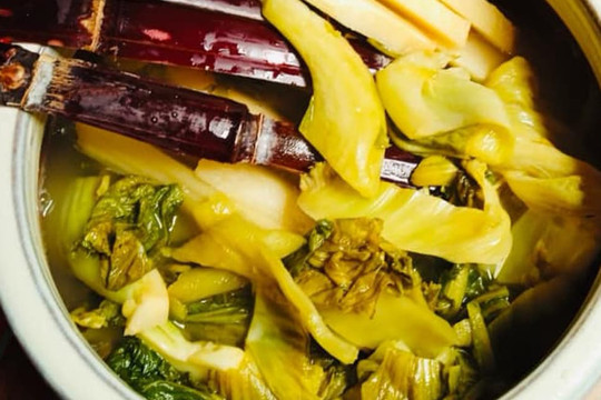 Dưa muối muốn vàng và ngon hơn, thử muối với mía, thành phẩm sẽ khiến bạn bất ngờ