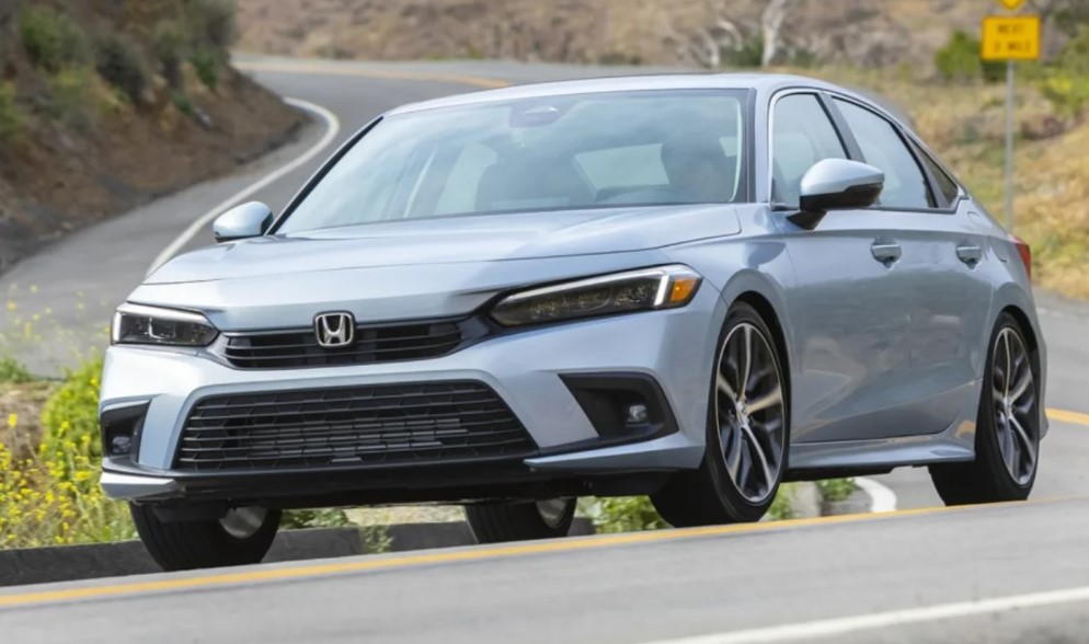 Top 10 mẫu xe tiết kiệm xăng tốt nhất cho năm 2024