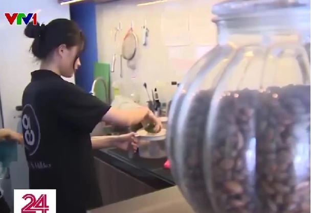 Sinh viên nói gì về đề xuất giới hạn làm thêm không quá 20 giờ/tuần?