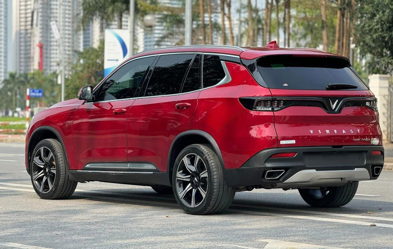 Sau 3 năm lăn bánh, VinFast Lux SA2.0 chạy lướt lên sàn xe cũ với giá rẻ ngỡ ngàng