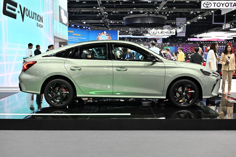 Đối thủ đáng gờm của Kia K3 ra mắt, giá hơn 400 triệu đồng