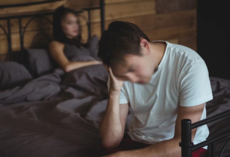 Kết hôn 3 tháng, vợ vẫn không cho "động phòng", mấy bộ đồ ngủ cũng "kín cổng cao tường"