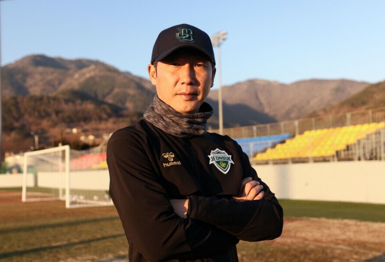 VFF nhận 'tín hiệu' từ học trò cũ HLV Park Hang-seo, lộ diện tân HLV trưởng ĐT Việt Nam?