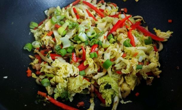 Rau này hay bị chê nhạt nhưng xào đơn giản cả nhà tranh nhau ăn, đậm đà trôi cơm bất ngờ