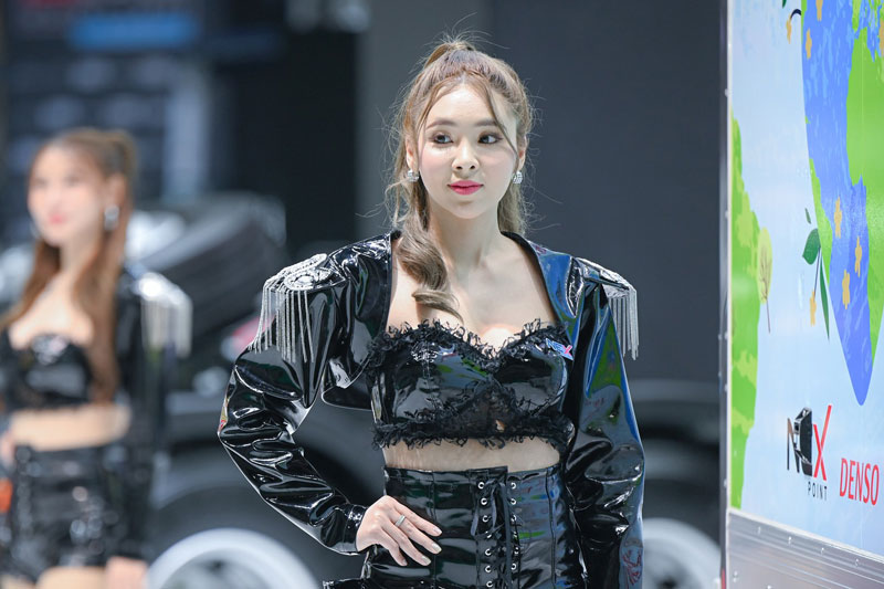 'Quên lối về' với dàn mỹ nhân tại Bangkok International Motor Show 2024