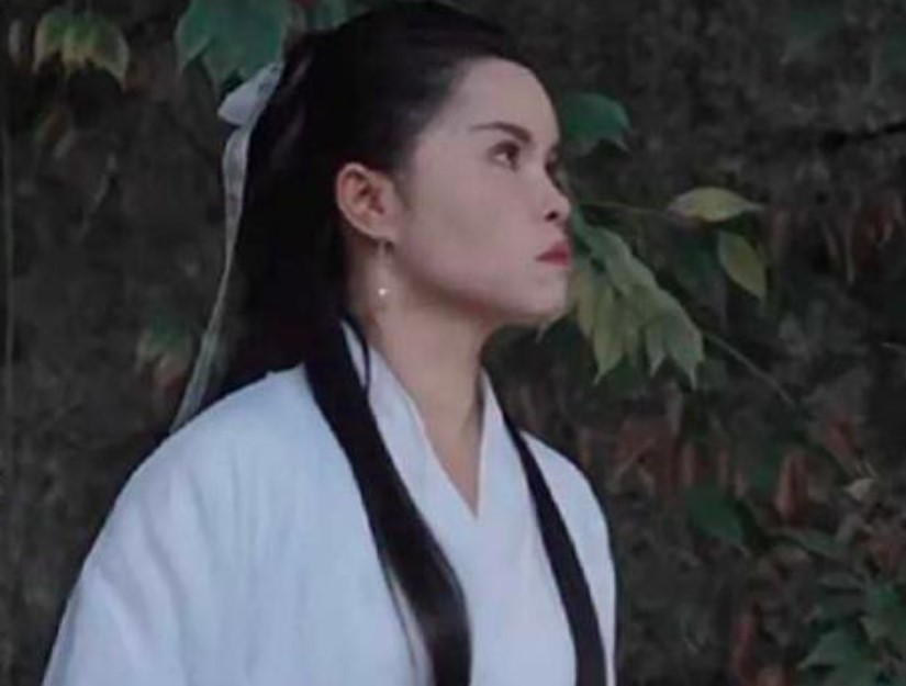 Xuất hiện Tiểu Long Nữ bị chê xấu nhất màn ảnh, nữ chính tự nhận mình đẹp như Lưu Diệc Phi - Lý Nhược Đồng