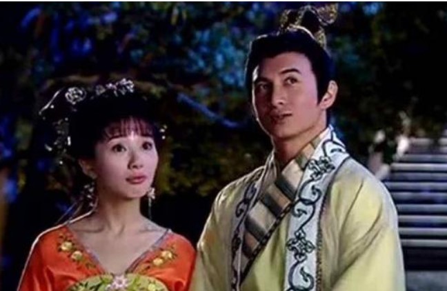 Hoàng đế vô dụng nhất trong lịch sử Trung Quốc, hoàng hậu bị bắt đi thị tẩm kẻ khác nhưng chẳng thể làm gì