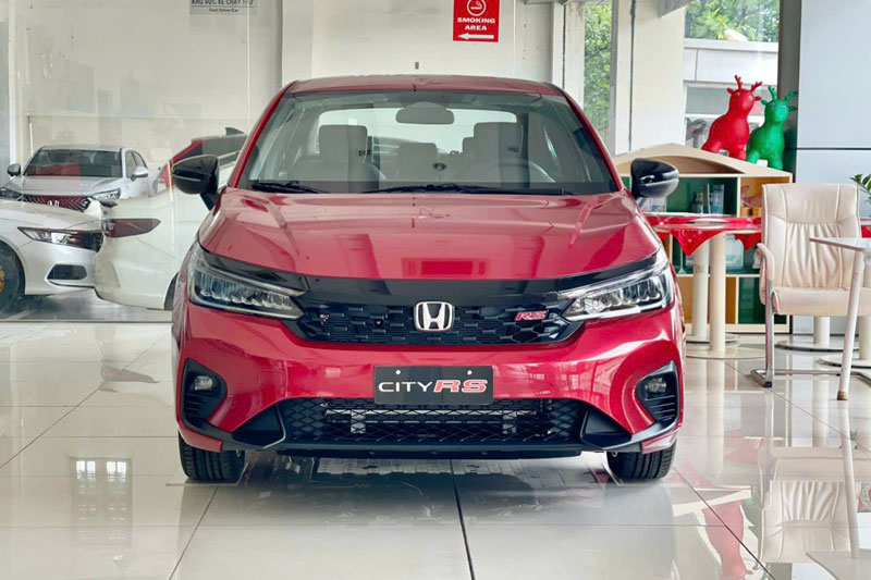Honda City giảm giá ‘sập sàn’ trong tháng 4/2024