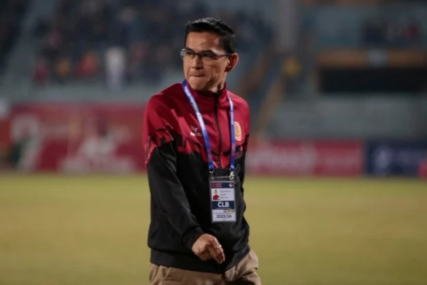 Báo Thái Lan phản ứng về tương lai của Kiatisak với ĐT Việt Nam