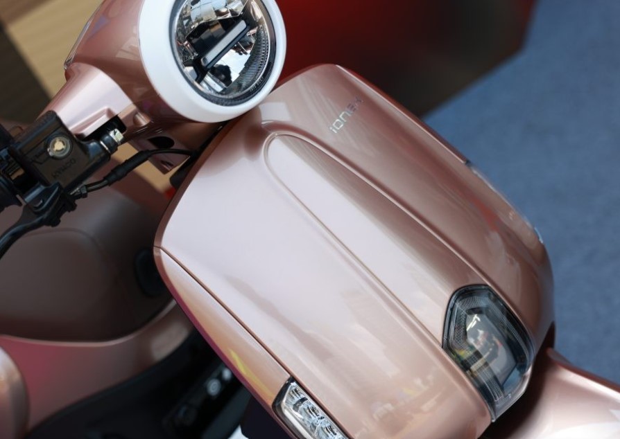 Quên Honda Vision đi, giới trẻ đua nhau săn đón ‘siêu phẩm’ xe tay ga đẹp như SH Mode, giá hấp dẫn