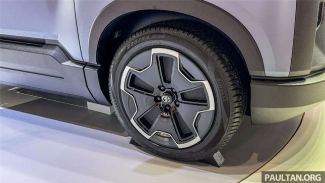 Toyota có thể sớm ra mắt MPV mới mang phong cách off-road ảnh 11