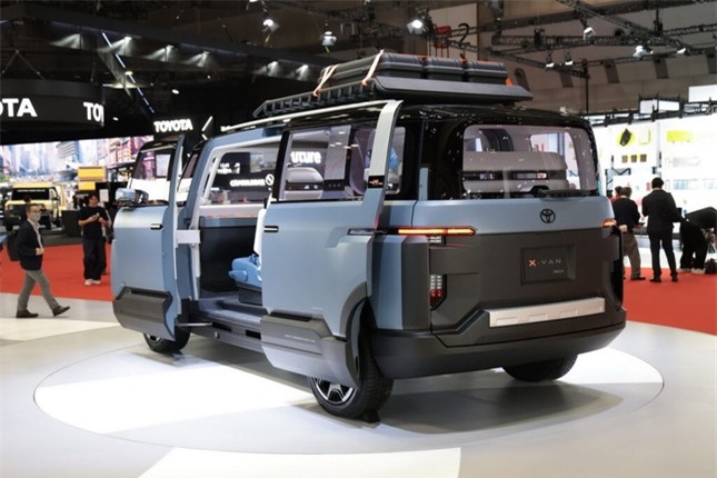 Toyota có thể sớm ra mắt MPV mới mang phong cách off-road ảnh 6