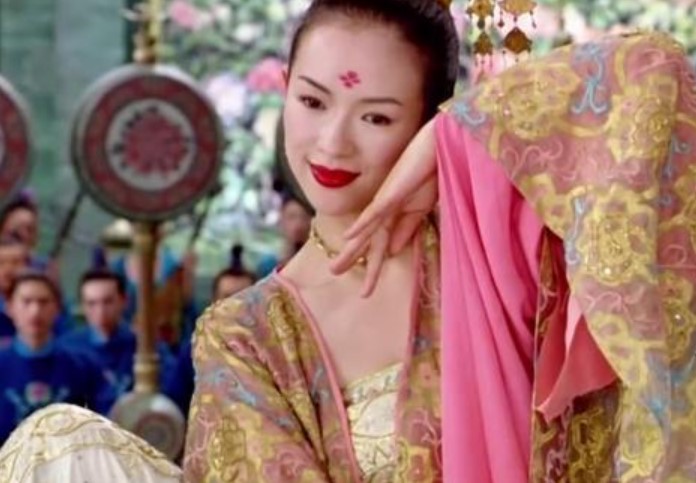 M&#x1EF9; nh&#xE2;n Hoa ng&#x1EEF; v&#xE0;o vai k&#x1EF9; n&#x1EEF; l&#x1EA7;u xanh: Ch&#x1B0;&#x1A1;ng T&#x1EED; Di v&#xF4; c&#xF9;ng quy&#x1EBF;n r&#x169; nh&#x1B0;ng Tr&#x1B0;&#x1A1;ng M&#x1EA1;n Ng&#x1ECD;c m&#x1EDB;i l&#xE0; ng&#x1B0;&#x1EDD;i di&#x1EC5;n hay v&#xE0; &#x111;&#x1EA1;t nh&#x1EA5;t