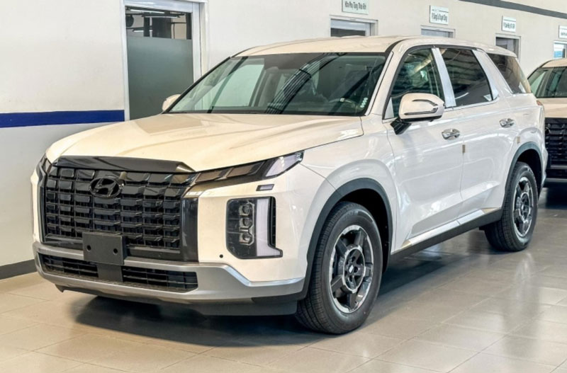 Hyundai Palisade 2023 giảm giá sâu kỷ lục, 'phả hơi nóng' lên Ford Explorer