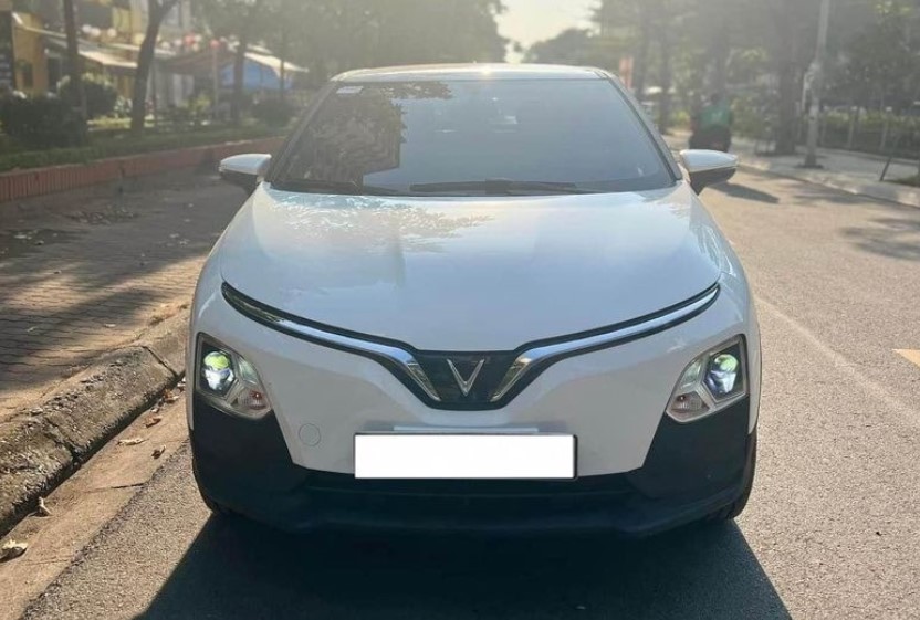 Ngỡ ngàng giá chào bán của VinFast VF 5 chạy lướt chỉ sau 1 năm lăn bánh