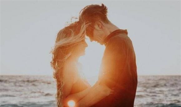 tình yêu, đàn ông yêu, dấu hiệu đàn ông yêu vợ