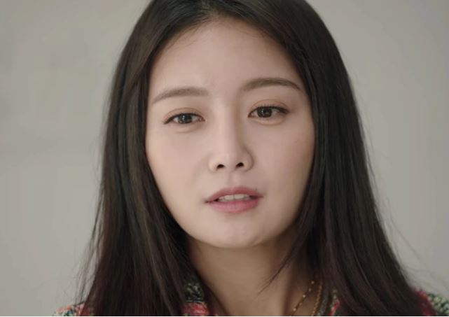 Nghe chị dâu kể hết sự tình về căn bệnh của mình, tôi mới hiểu thêm về người phụ nữ này và càng thương chị hơn