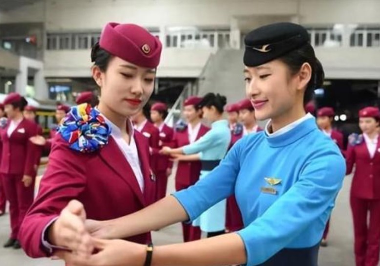 Nữ tiếp viên xinh đẹp và quyến rũ như vậy, tại sao ngày càng ít đàn ông chịu cưới?